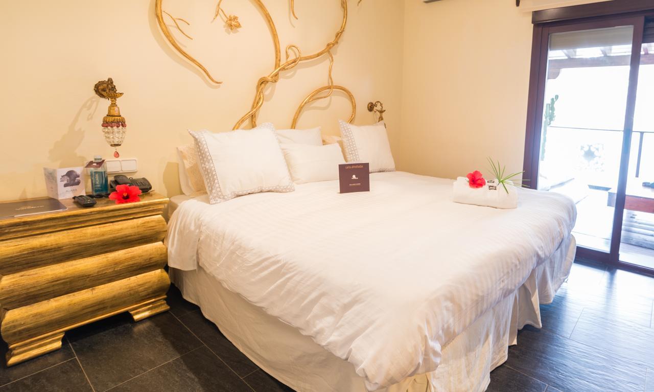 Hotel Boutique Varadero Захара-де-лос-Атунес Экстерьер фото